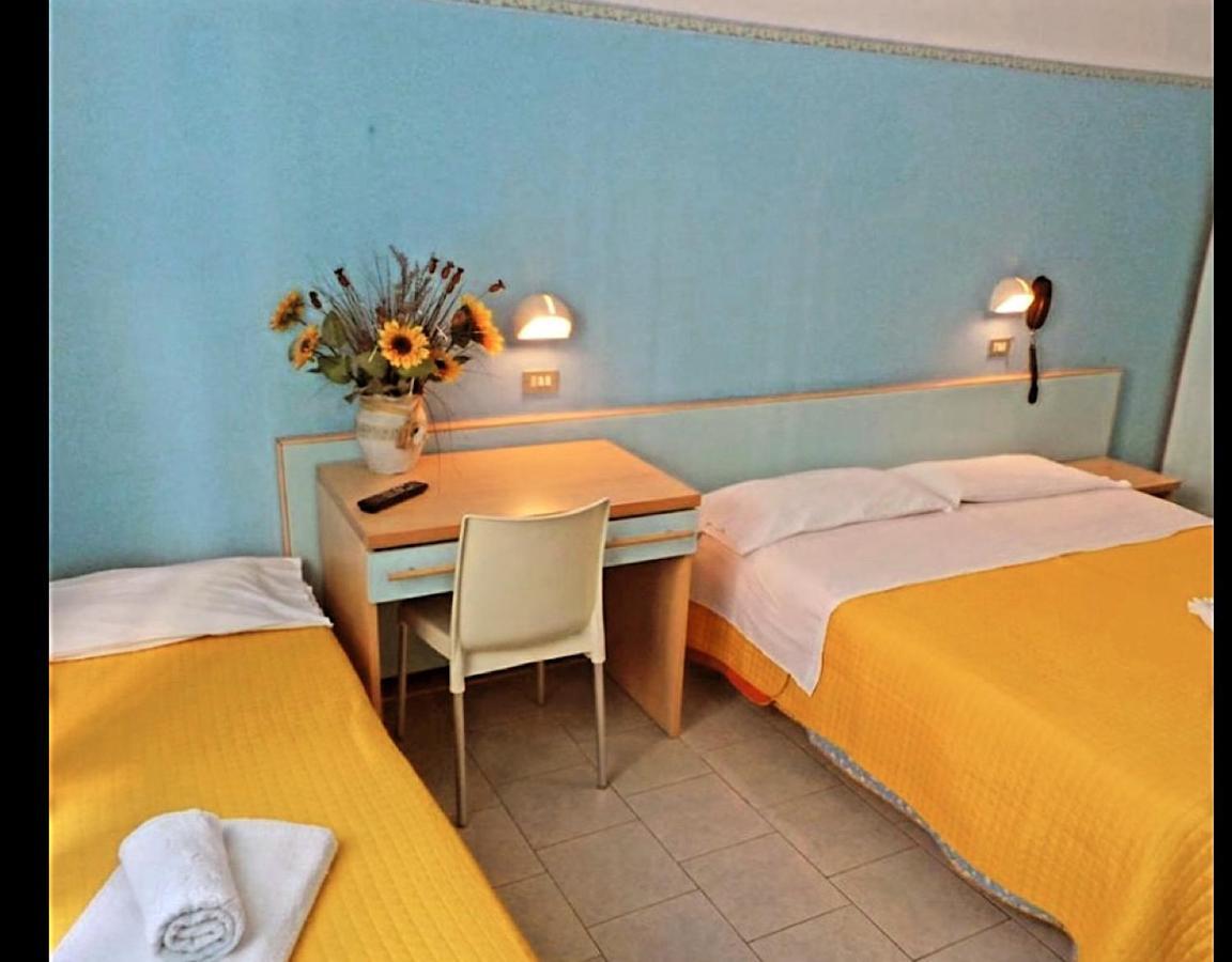 Hotel Silvana Beach Rimini Zewnętrze zdjęcie