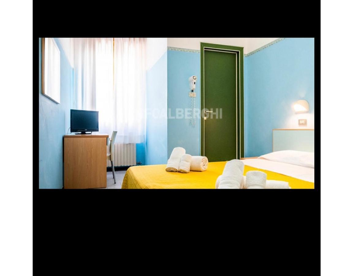 Hotel Silvana Beach Rimini Zewnętrze zdjęcie